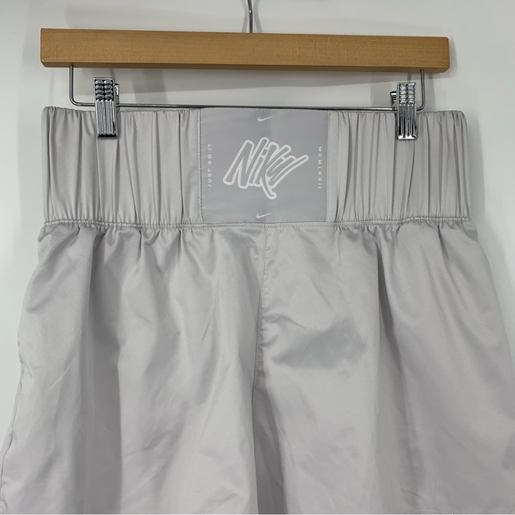 Nike Silver High Waisted Knockout Boxer Atheltic Shorts Size Large [RARE FIND] - Picture 4 of 10
